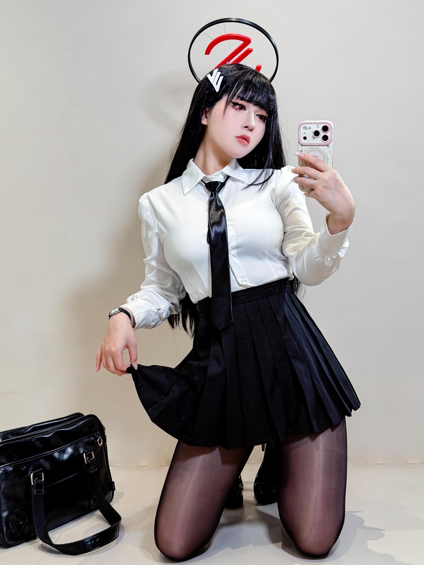 [cosplay] 半半子 - 蔚藍檔案 調月莉音：竞泳美腿大尺度 64P5V
