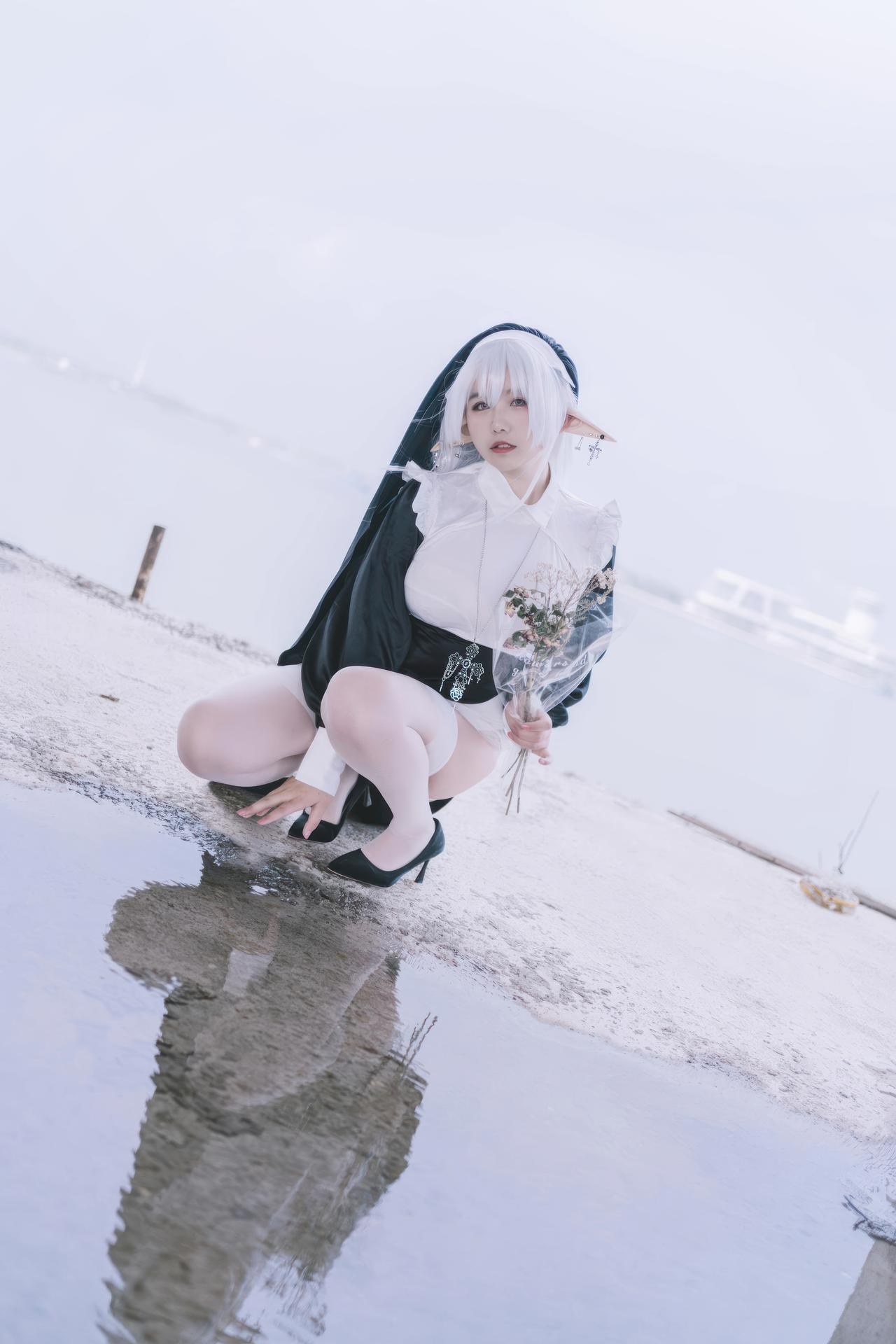 [Photo Set] Featured Coser - Bộ Elf Nun Set 28P
