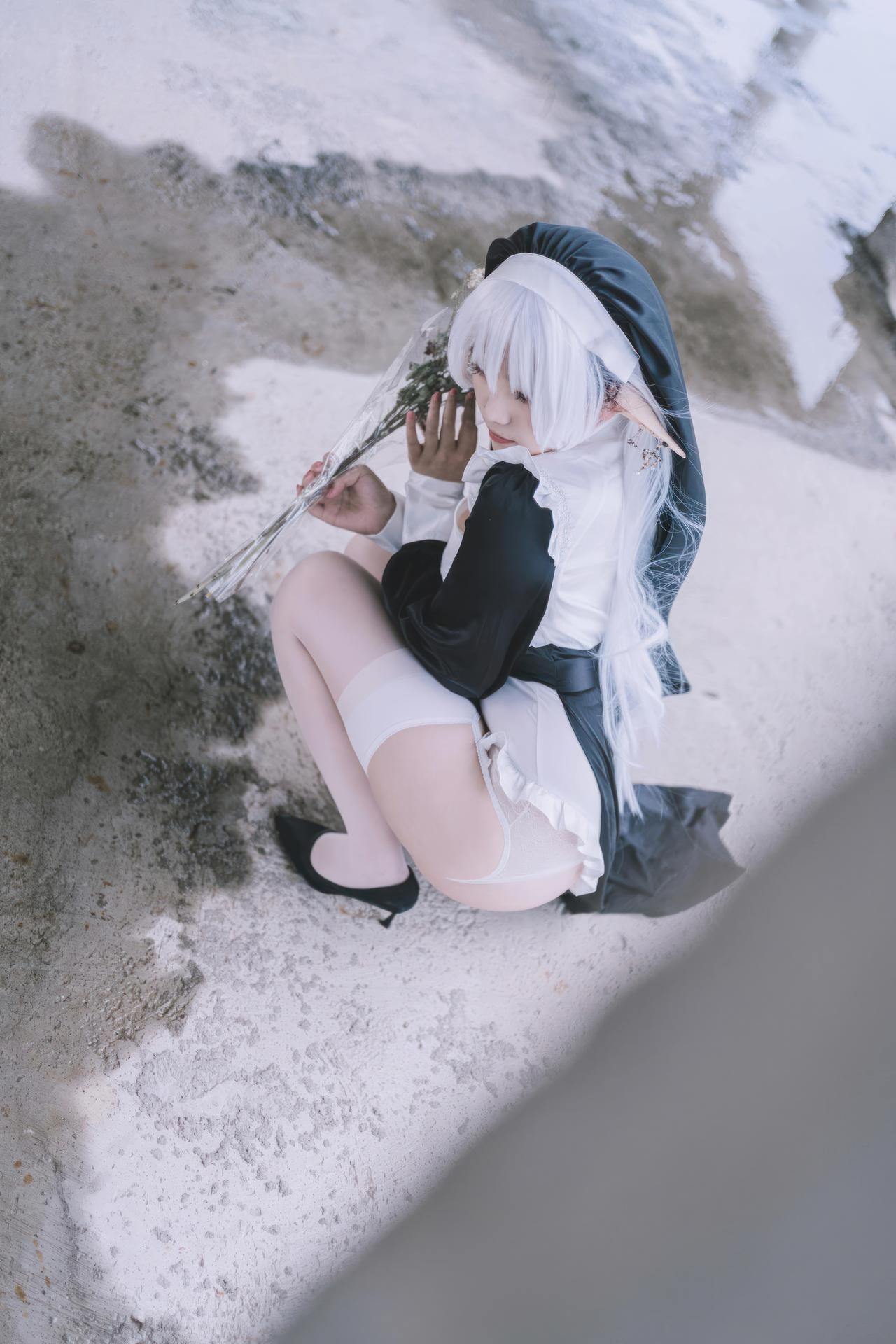[Photo Set] Featured Coser - Bộ Elf Nun Set 28P