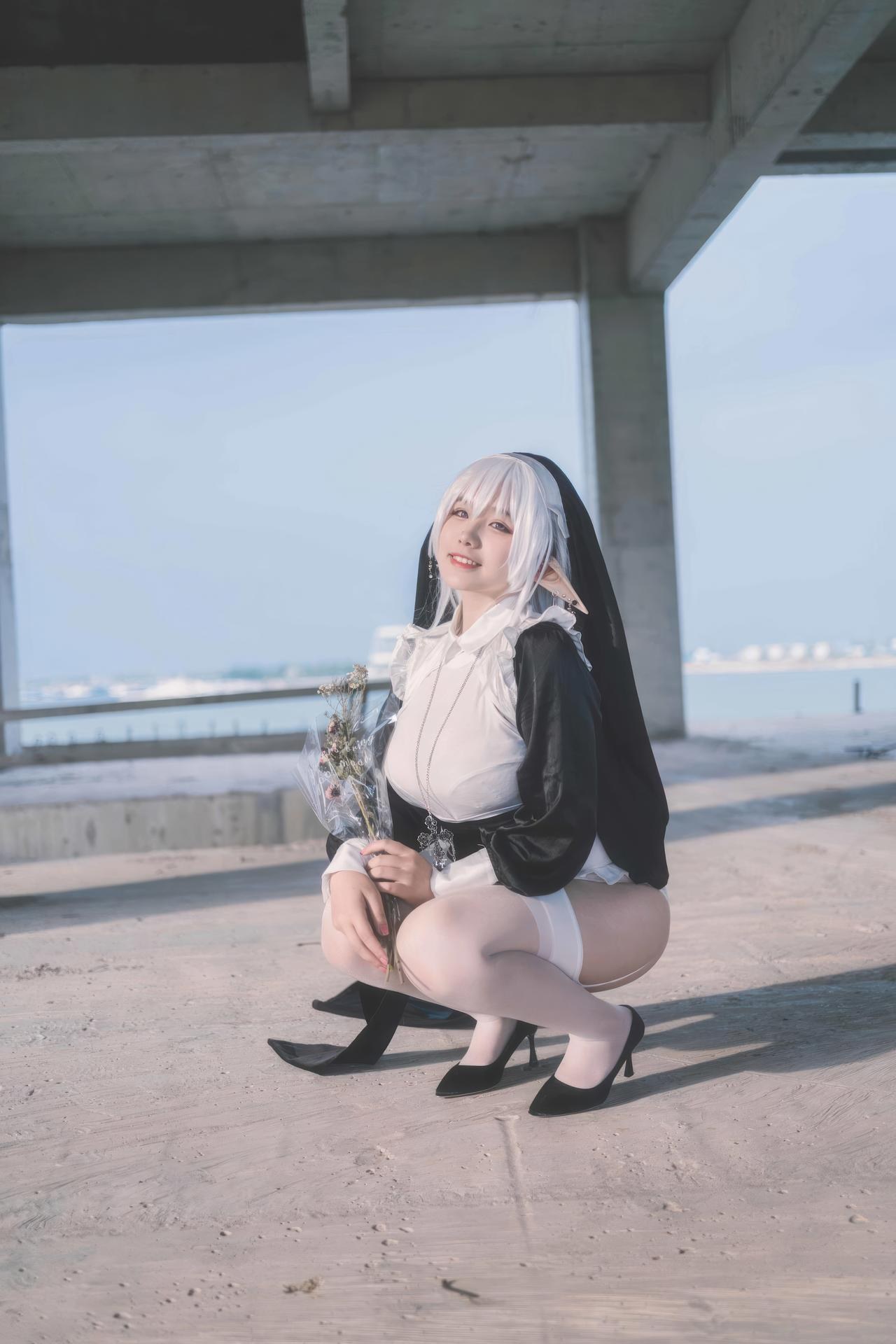 [Photo Set] Featured Coser - Bộ Elf Nun Set 28P
