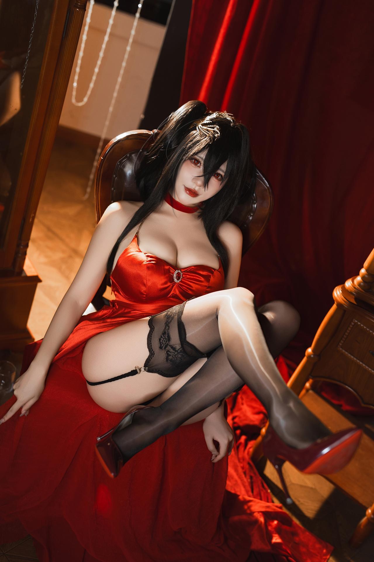 [cosplay] 是一只熊仔吗 - 大鳳：大鳳禮服私房 50P