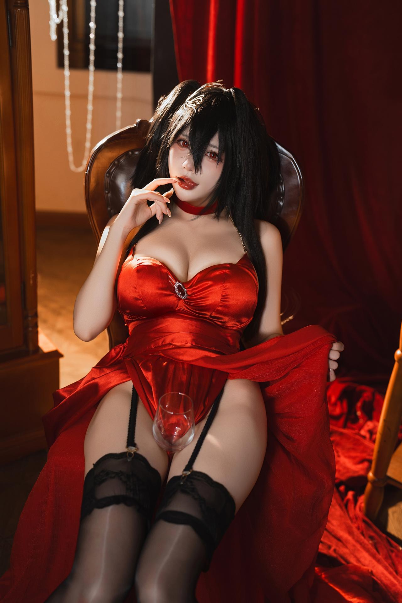 [cosplay] 是一只熊仔吗 - 大鳳：大鳳禮服私房 50P