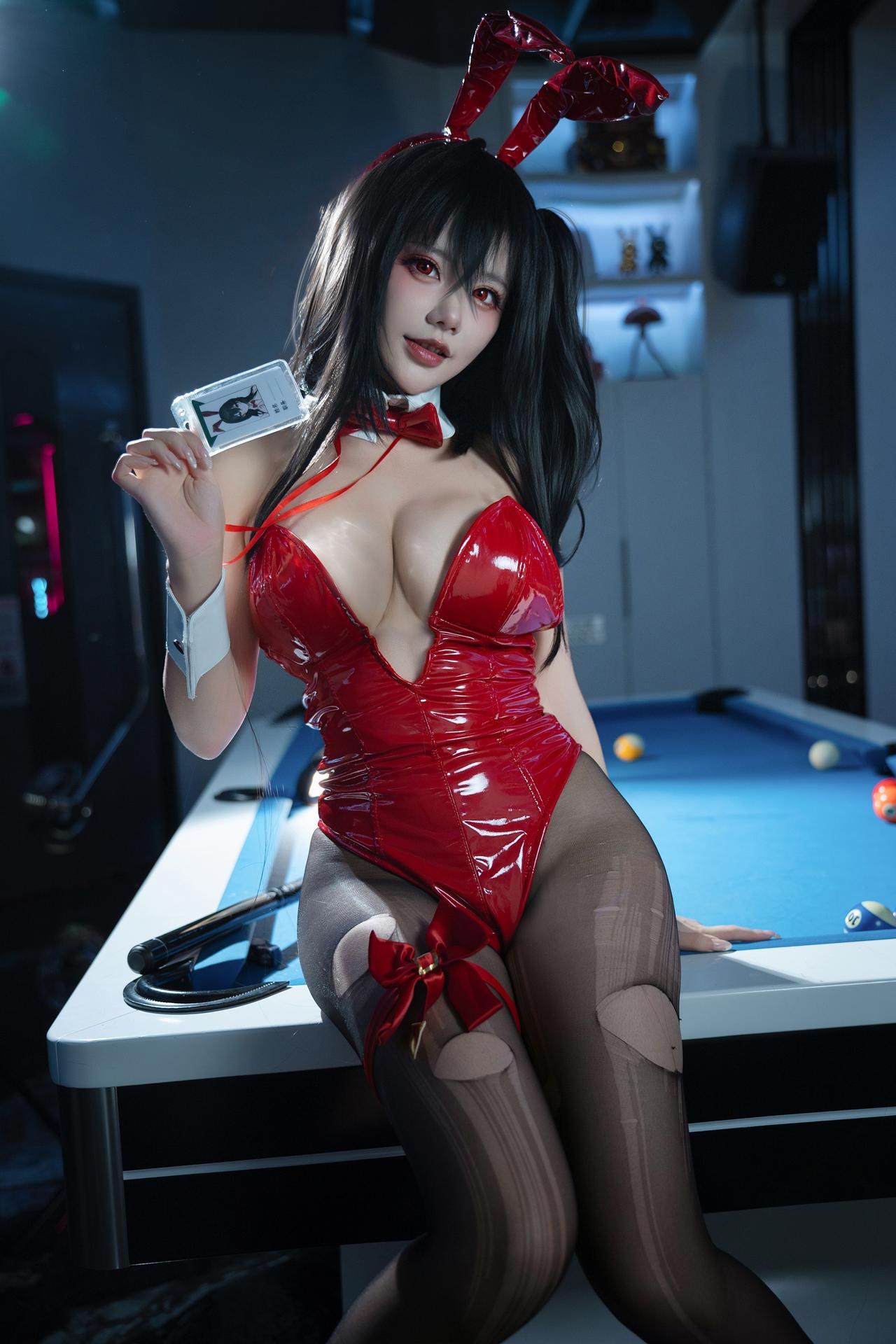 是一只熊仔吗 - 兔女郎美腿大尺度 화보 50P
